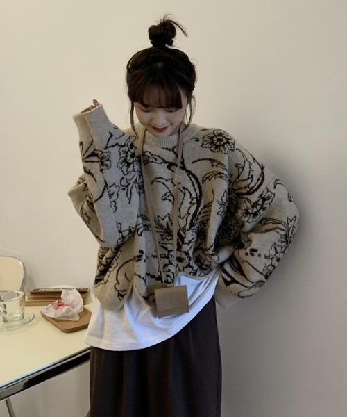 ABITOKYO(アビトーキョー)の「花柄ジャカードプルオーバー(ニット/セーター・レディース・ブラック/ベージュ・FREE)」の5枚目の写真