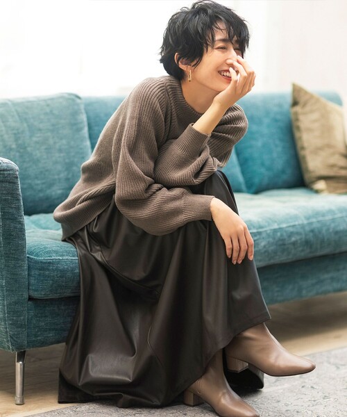 ANY(エニィ)の「撥水ストレッチミドル丈 ブーツ(ブーツ・レディース・ブラック系/ダークブラウン系/グレー系/アイボリー系・LARGE/MEDIUM)」の16枚目の写真