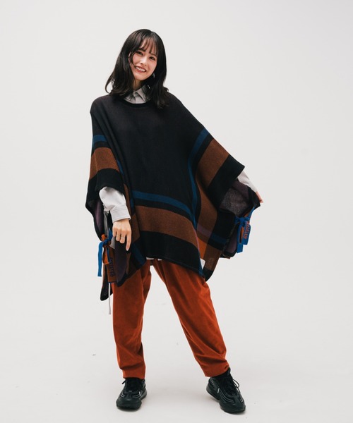 EFFECTEN(エフェクテン)の「EFFECTEN エフェクテン / St. Pitts knit poncho(ポンチョ・メンズ・ブラック系その他・FREE)」の8枚目の写真