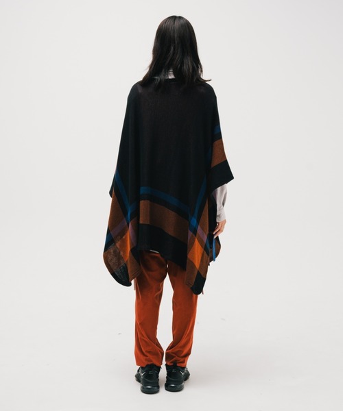 EFFECTEN(エフェクテン)の「EFFECTEN エフェクテン / St. Pitts knit poncho(ポンチョ・メンズ・ブラック系その他・FREE)」の11枚目の写真