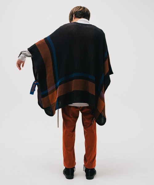 EFFECTEN(エフェクテン)の「EFFECTEN エフェクテン / St. Pitts knit poncho(ポンチョ・メンズ・ブラック系その他・FREE)」の3枚目の写真