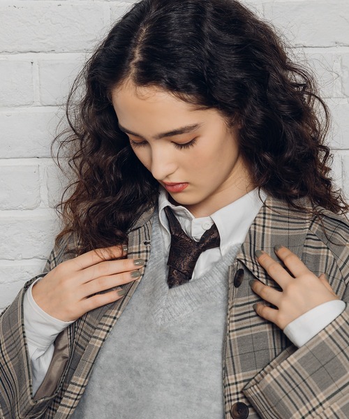 MUHET(ミュエータ)の「ペイズリー柄ネクタイ(ネクタイ・レディース・ダークブラウン・FREE)」の17枚目の写真