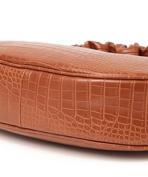 SHIPS（シップス）の「HVISK:MOON MATTE（ショルダーバッグ・レディース・ブラウン・ONE SIZE）」の4枚目の写真