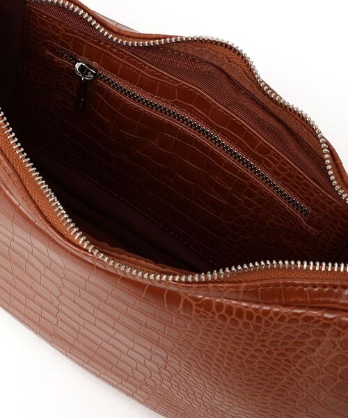 SHIPS（シップス）の「HVISK:MOON MATTE（ショルダーバッグ・レディース・ブラウン・ONE SIZE）」の7枚目の写真