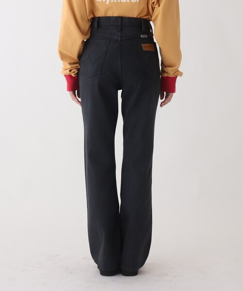 AG by aquagirl（エージーバイアクアガール）の「◆WRANGLER フレアデニムパンツ（デニムパンツ・レディース・グレー系その他/ブルー・38/36）」の4枚目の写真