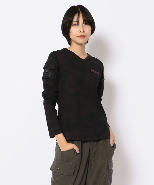 AVIREX(アヴィレックス)の「【WEB限定】ウィメンズ 長袖 Vネック ファティーグ Tシャツ / Women's LONGSLEEVE V-NECK FATIGUE T-SHIRT / アヴィレックス / AVIREX(Tシャツ/カットソー・レディース・ブラック/ホワイト/ネイビー/Black・LARGE/MEDIUM/SMALL)」の3枚目の写真
