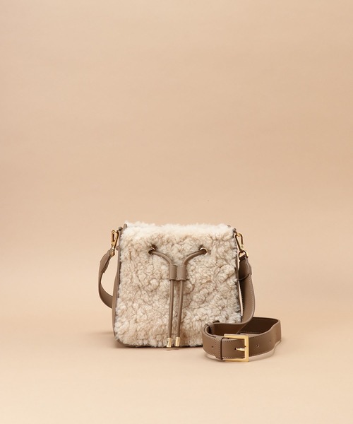 Samantha Thavasa（サマンサタバサ）の「エコファー 巾着型バッグ（ハンドバッグ・レディース・ブラウン/ベージュ・FREE）」の9枚目の写真