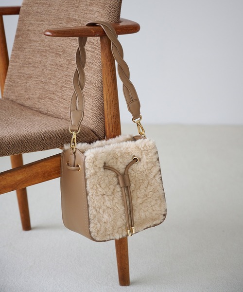 Samantha Thavasa（サマンサタバサ）の「エコファー 巾着型バッグ（ハンドバッグ・レディース・ブラウン/ベージュ・FREE）」の21枚目の写真