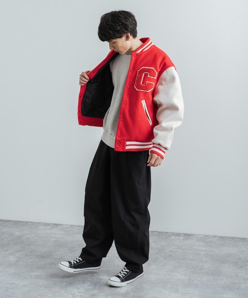 Rocky Monroe（ロッキーモンロー）の「オーバーサイズ カレッジロゴ 