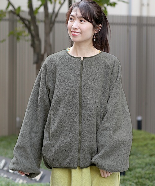 チチカカ（チチカカ）の「ボアジャケット（ノーカラージャケット・レディース・グレー/オフホワイト・FREE）」の11枚目の写真