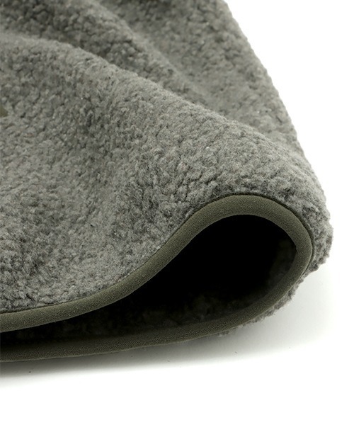 チチカカ（チチカカ）の「ボアジャケット（ノーカラージャケット・レディース・グレー/オフホワイト・FREE）」の5枚目の写真