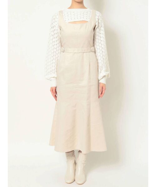 MERCURYDUO（マーキュリーデュオ）の「バックプリーツデニムキャミジャンスカ（ワンピース・レディース・インディゴブルー/アイボリー/ラベンダー・MEDIUM/SMALL）」の8枚目の写真