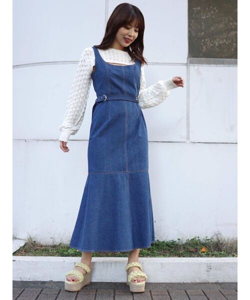 MERCURYDUO（マーキュリーデュオ）の「バックプリーツデニムキャミジャンスカ（ワンピース・レディース・インディゴブルー/アイボリー/ラベンダー・MEDIUM/SMALL）」の12枚目の写真