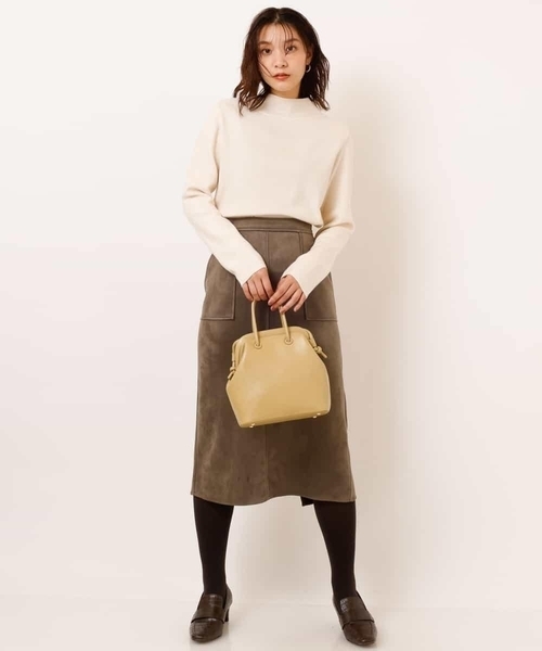 a.v.v(アーヴェヴェ)の「【洗濯機で洗える】ハイネックニットプルオーバー(ニット/セーター・レディース・レッド/クリーム/ネイビー/アイボリー/モカ/ブラック・34/38/36/40/42)」の16枚目の写真