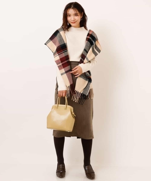 a.v.v(アーヴェヴェ)の「【洗濯機で洗える】ハイネックニットプルオーバー(ニット/セーター・レディース・レッド/クリーム/ネイビー/アイボリー/モカ/ブラック・34/38/36/40/42)」の15枚目の写真