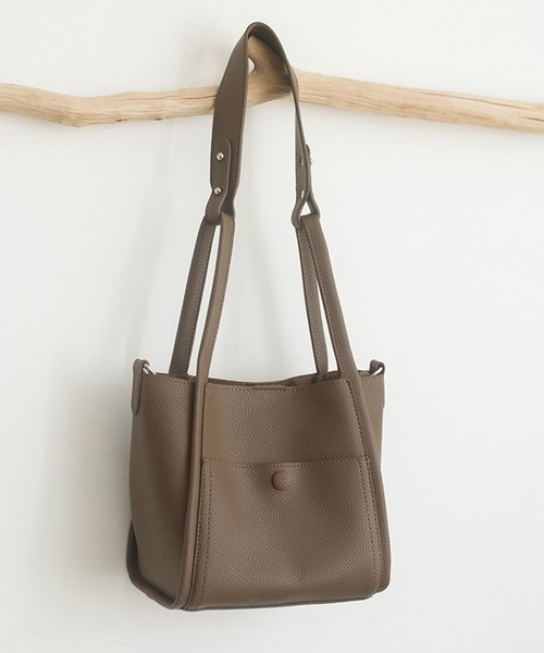 me+em select（ミームセレクト）の「【 ポーチ付き 】4wayフェイクレザースクエアバッグ（ショルダーストラップ付属）（ショルダーバッグ・レディース・ブラック/ベージュ/ブラウン/カーキ/ブルー・FREE）」の14枚目の写真