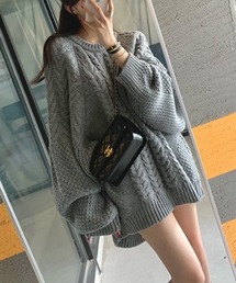 ルーズフィットワッフルラウンドネックニット