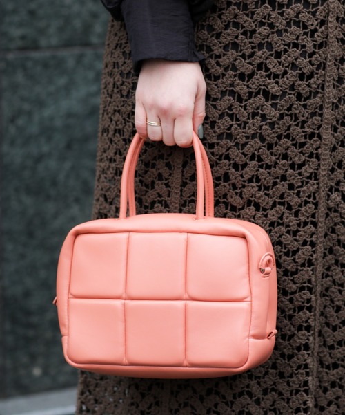 ROSE BUD（ローズバッド）の「(ADD CULUMN)パフボストンバッグ（ボストンバッグ・レディース・ブラック/オレンジ/ホワイト・FREE）」の3枚目の写真