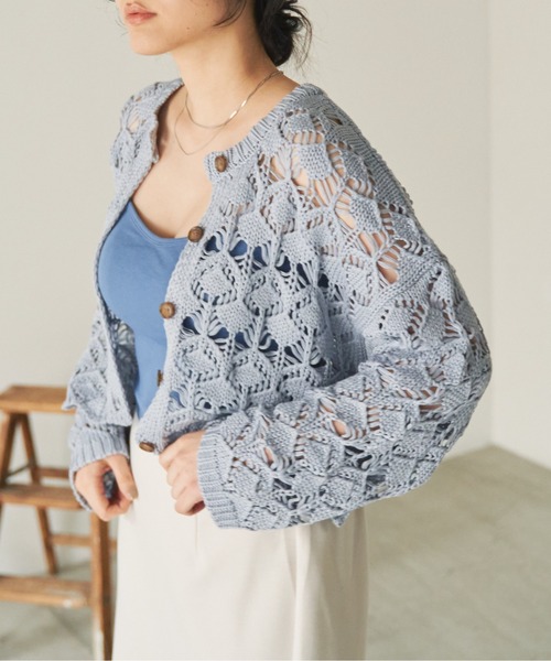 ANGIE（アンジー）の「透かし編み2WAYショートニットカーディガン（カーディガン/ボレロ・レディース・グリーン/アイボリー/ブルー/ブラック/ライム・FREE）」の5枚目の写真