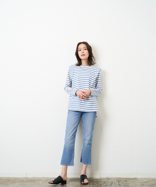 HERENCIA(ヘレンチア)の「ショルダー タック デザイン ボーダー ロングスリーブ(Tシャツ/カットソー・レディース・ホワイト×ピンク/ホワイト×ブルー/ブラック×ホワイト/ホワイト×ブラック/ブラウン系その他・MEDIUM)」の17枚目の写真