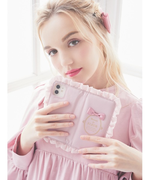 Maison de FLEUR（メゾンドフルール）の「ブランドロゴフリル