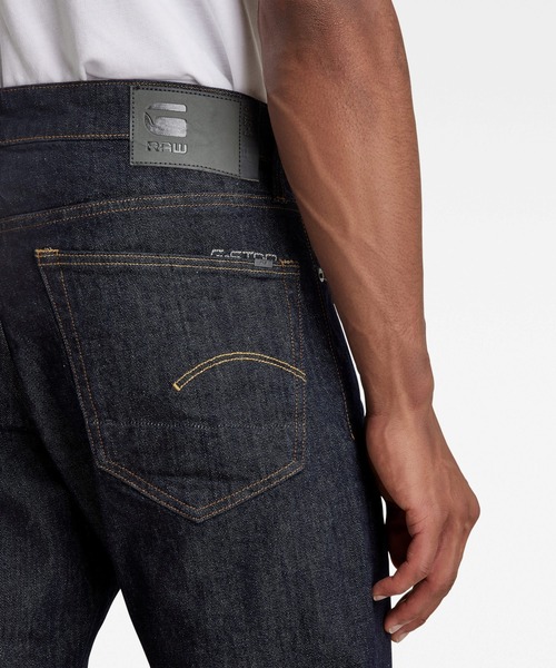 G-STAR(ジースター)の「3301 STRAIGHT TAPERED JEANS/テーパードシルエット(デニムパンツ・メンズ・ダークインディゴブルー・32/32/34/32/31/32/31/30/32/30)」の3枚目の写真