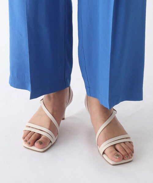 OPAQUE.CLIP（オペークドットクリップ）の「◆スクエアトゥナローストラップサンダル【WEB限定サイズ】（サンダル・レディース・オフホワイト/パープル/ベージュ・02/03/01）」の17枚目の写真