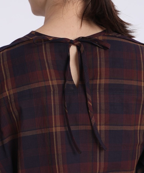 Maison de Beige（メゾンドベージュ）の「《Maison de Beige》マドラスチェックブラウス（シャツ/ブラウス・レディース・エンジ・9号/7号）」の5枚目の写真