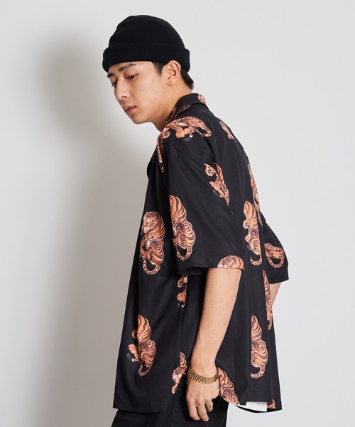 GALLIS ADDICTION(ガリスアディクション)の「GA TIGER O・C SHIRT/虎柄 オープンカラー半袖シャツ(シャツ/ブラウス・メンズ・ブラック/ベージュ・FREE)」の3枚目の写真