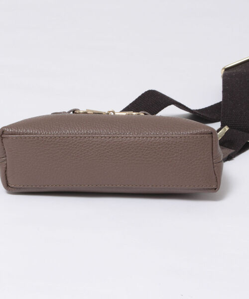 AULENTTI（オウレンティ）の「【AULENTTI/ オーレンティ】◇【WEB限定】ビットパーツミニポシェット（ショルダーバッグ・レディース・ブラック/ブラウン/オフホワイト・FREE）」の4枚目の写真