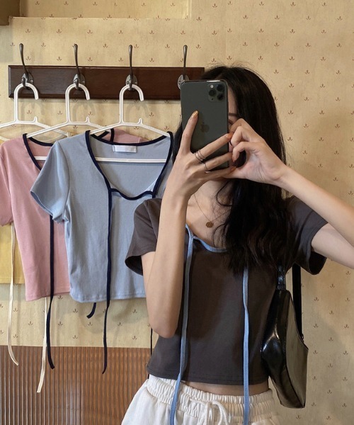 almo（アルモ）の「2WAYストラップネック MINI Tシャツ(TS)（Tシャツ/カットソー・レディース・イエロー/チャコールグレー/ピンク/ブルー・FREE）」の2枚目の写真