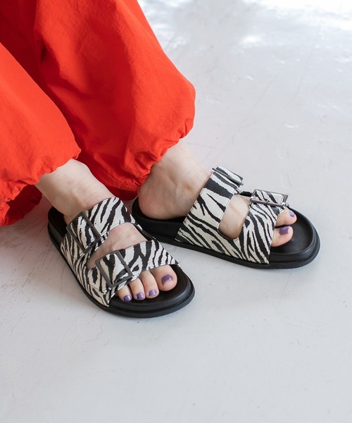 PBLIM（ページボーイリム）の「PAGEBOYLIM/ダブルベルトサンダル（サンダル・レディース・ブラック/ゼブラ・MEDIUM/X-LARGE）」の12枚目の写真