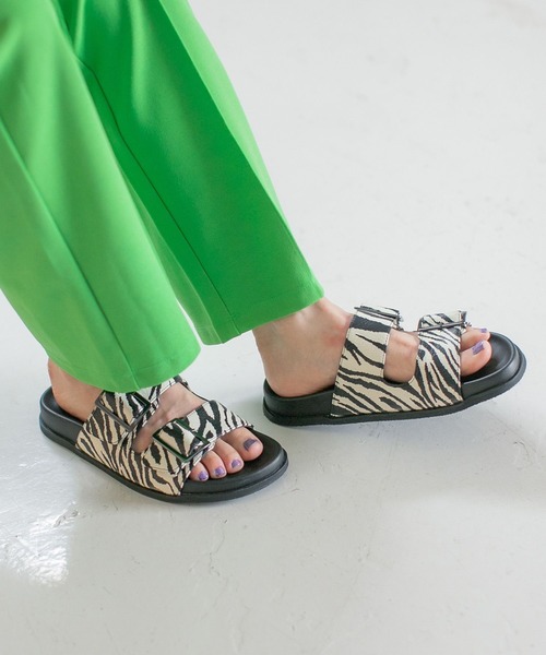 PBLIM（ページボーイリム）の「PAGEBOYLIM/ダブルベルトサンダル（サンダル・レディース・ブラック/ゼブラ・MEDIUM/X-LARGE）」の14枚目の写真