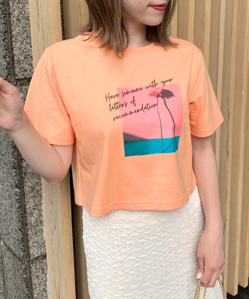 OLIVE des OLIVE（オリーブデオリーブ）の「コンパクトＴシャツ（Tシャツ/カットソー・レディース・オフホワイト/ピンク/オレンジ/ブラック・FREE）」の12枚目の写真