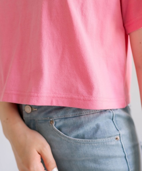 OLIVE des OLIVE（オリーブデオリーブ）の「コンパクトＴシャツ（Tシャツ/カットソー・レディース・オフホワイト/ピンク/オレンジ/ブラック・FREE）」の9枚目の写真