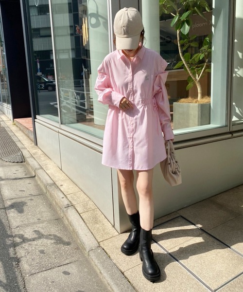 one after another NICE CLAUP(ワンアフターアナザーナイスクラップ)の「肩あきマルチウェイミニシャツワンピース(シャツ/ブラウス・レディース・オフホワイト/ピンク系その他/サックスブルー系・FREE)」の6枚目の写真