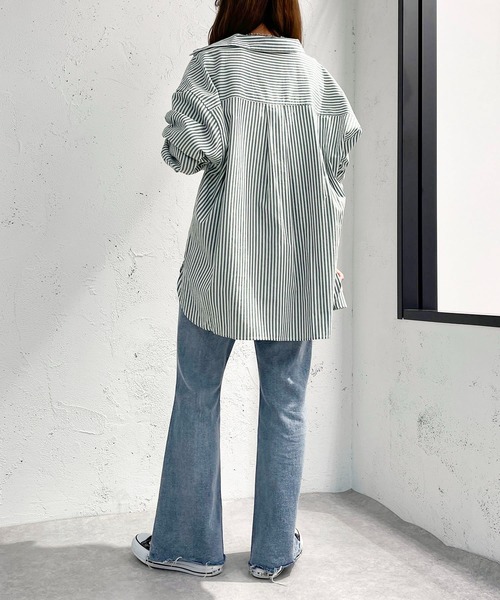 apres jour mignon(アプレジュールミニョン)の「ストライプルーズシャツ【ZOZOTOWN限定アイテム】(シャツ/ブラウス・レディース・ダークブラウン/グリーン/ネイビー・フリー/X-LARGE)」の16枚目の写真