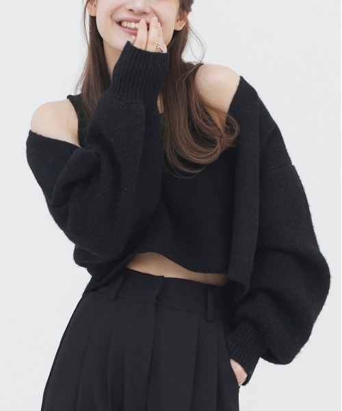 17HR（セブンティーンアワーズ）の「ボリュームスリーブショートカーディガン（カーディガン/ボレロ・レディース・ホワイト/ブラック/ブルー・FREE）」の2枚目の写真