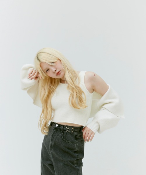 17HR（セブンティーンアワーズ）の「ボリュームスリーブショートカーディガン（カーディガン/ボレロ・レディース・ホワイト/ブラック/ブルー・FREE）」の9枚目の写真