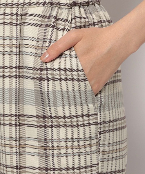 LEPSIM（レプシィム）の「【6つの嬉しい機能付き】ハタラク7DAYSチェックストレートパンツ 2022冬　288384（スラックス・レディース・グリーン/ブラウン/グレイッシュベージュ・MEDIUM/LARGE/SMALL/X-SMALL/X-LARGE）」の19枚目の写真