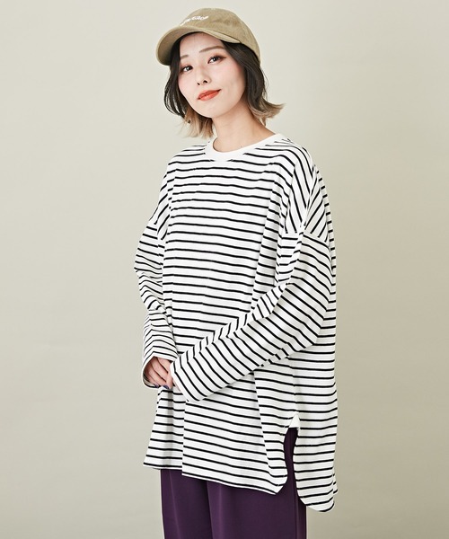 CUBE SUGAR(キューブシュガー)の「ボーダーカットソー長袖クルーネックビッグTシャツ(Tシャツ/カットソー・レディース・ホワイト/ネイビー/レッド/オレンジ/マルチ・M)」の2枚目の写真