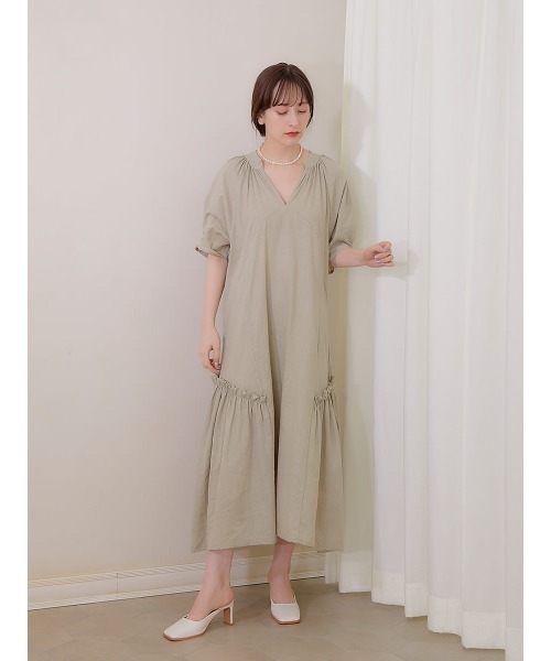 Ayla(アイラ)の「v neck smock dress(ワンピース・レディース・ブラック/オリーブ・FREE)」の8枚目の写真