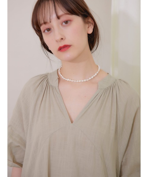 Ayla(アイラ)の「v neck smock dress(ワンピース・レディース・ブラック/オリーブ・FREE)」の17枚目の写真