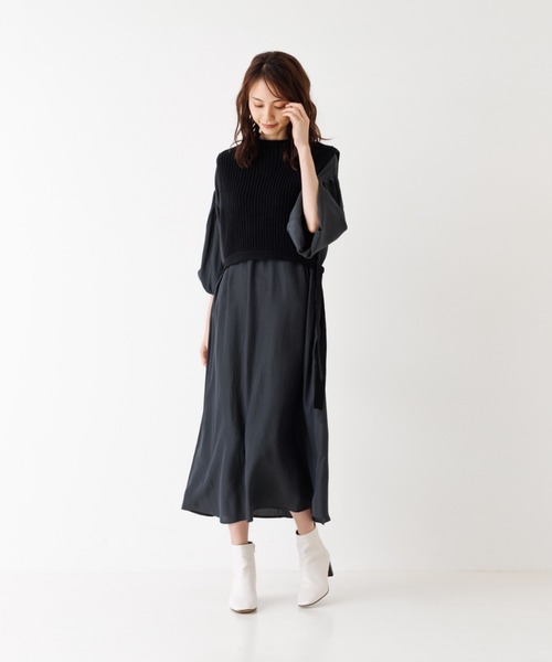 abahouse mavie(アバハウスマヴィ)の「袖ボリュームワンピース&ニットベストセット(ワンピース・レディース・ベージュ/カーキ/チャコールグレー/モスグリーン・フリー)」の2枚目の写真