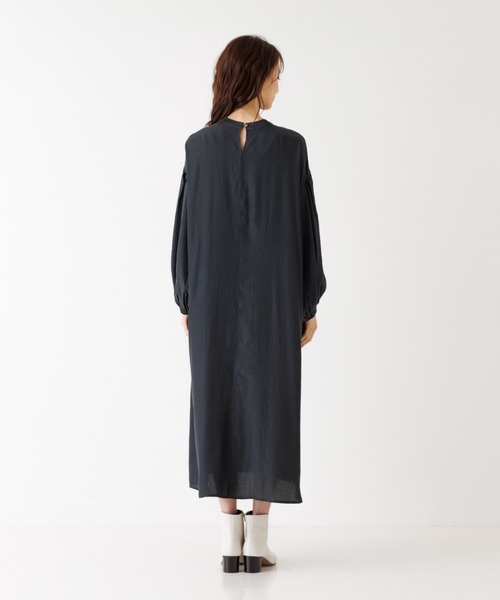 abahouse mavie(アバハウスマヴィ)の「袖ボリュームワンピース&ニットベストセット(ワンピース・レディース・ベージュ/カーキ/チャコールグレー/モスグリーン・フリー)」の20枚目の写真