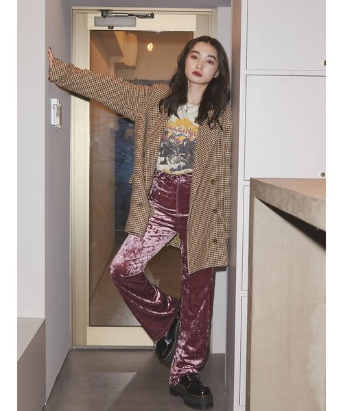 jouetie（ジュエティ）の「ベロアラインフレアパンツ（その他パンツ・レディース・ブラック/ピンク/ブルー・MEDIUM）」の11枚目の写真