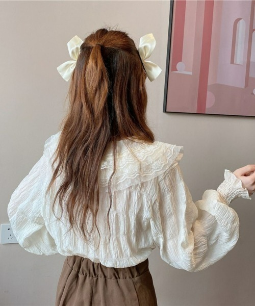 LAC-VERT(ラック・ヴェール)の「ふわふわ襟レースシャツ(シャツ/ブラウス・レディース・アイボリー・FREE)」の4枚目の写真