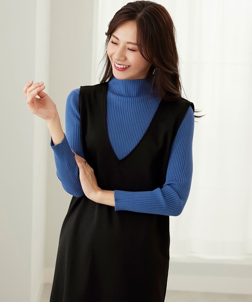 CHAN ME(チャンミ)の「ポンチVネックロングジャンパースカート(ジャンパースカート・レディース・ネイビー/ベージュ/グレイッシュベージュ/カーキ/ブラック・MEDIUM/LARGE/X-LARGE)」の7枚目の写真