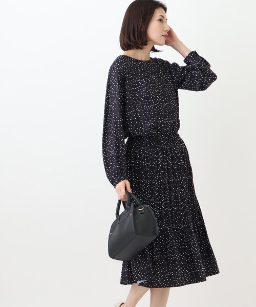 SHOO・LA・RUE（シューラルー）の「◆【S-3L】軽やかに上品に ボトムプリーツワンピース（ワンピース・レディース・ブラック系2/ブラック系5・04/03/02/01/05）」の12枚目の写真