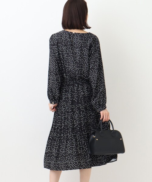 SHOO・LA・RUE（シューラルー）の「◆【S-3L】軽やかに上品に ボトムプリーツワンピース（ワンピース・レディース・ブラック系2/ブラック系5・04/03/02/01/05）」の9枚目の写真